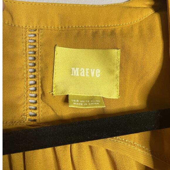 Anthropologie Maeve Size 8 Blouse Lace Up Front Floral Embroidered Sleeveless - Picture 2 of 8